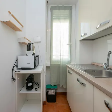 Appartement I-host - Spacious 1br For 6 People With Ac Milaan